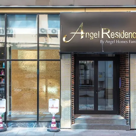 Angel Aparthotel